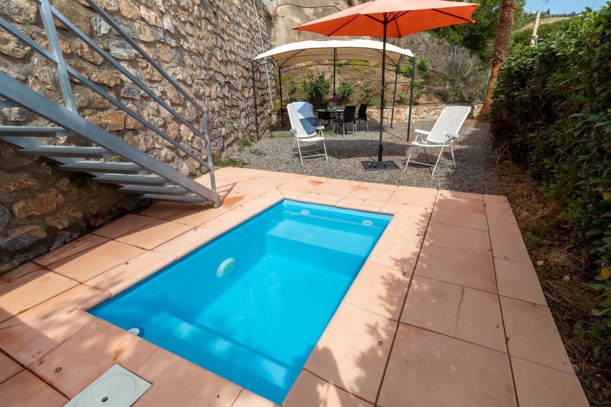 Holiday home Rentitspain Ecologica Almahen En Salobrena